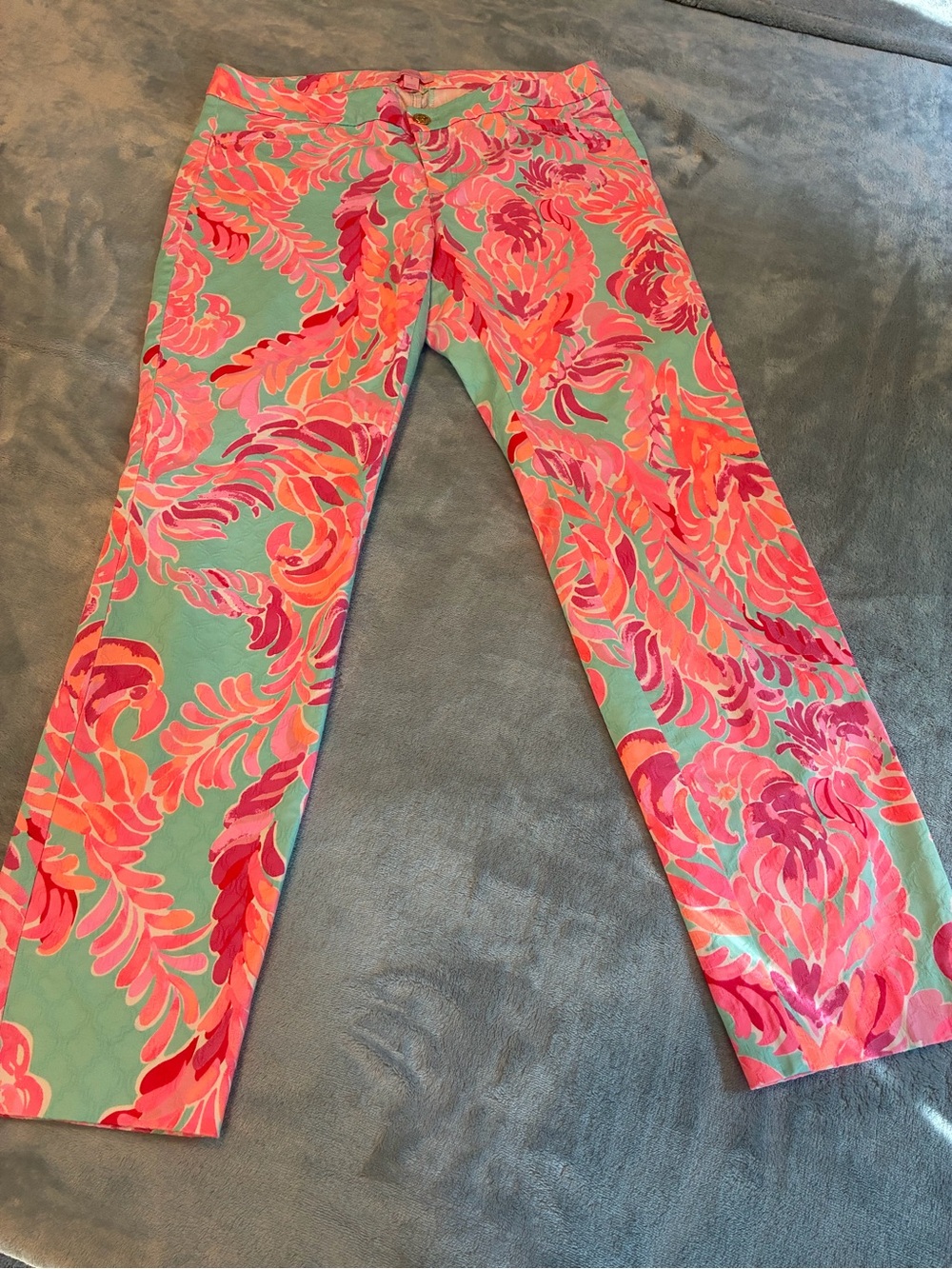 Lilly Pulitzer Textured Aqua Capri Pants with Pink Floral Swirl 8 ($178)
